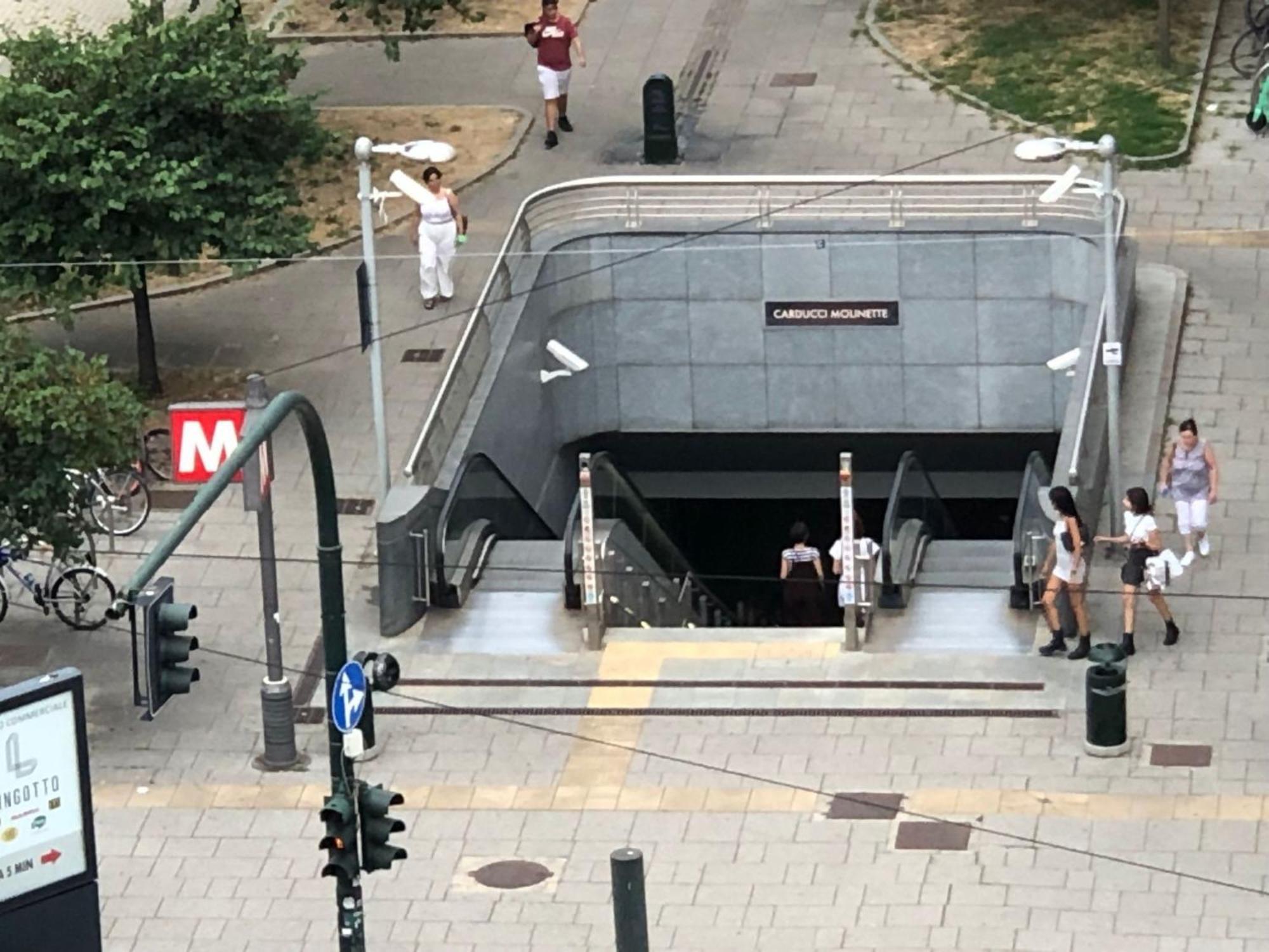 토리노 Metro Molinette Panoramico Con 6 Posti Letto 아파트 외부 사진